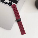 22mm Dotted Silicone Strap with Folding Magnetic D-Buckle Lock - Image 2