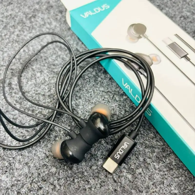 Valdus E-52 Type-c Wired Earphone