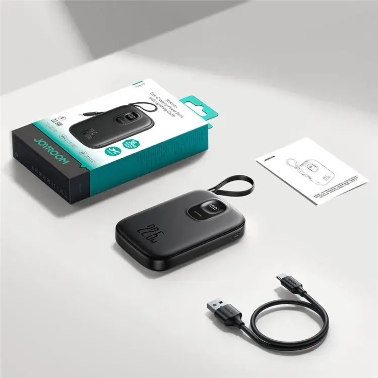 Joyroom JR-PBF18 power bank USB-C and USB-A port details