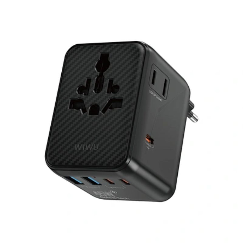 WiWU Wi-UA010 45W Warrior GaN Universal Adapter Front View WiWU Wi-UA010 45W Warrior GaN universal adapter fast charging wall charger front design