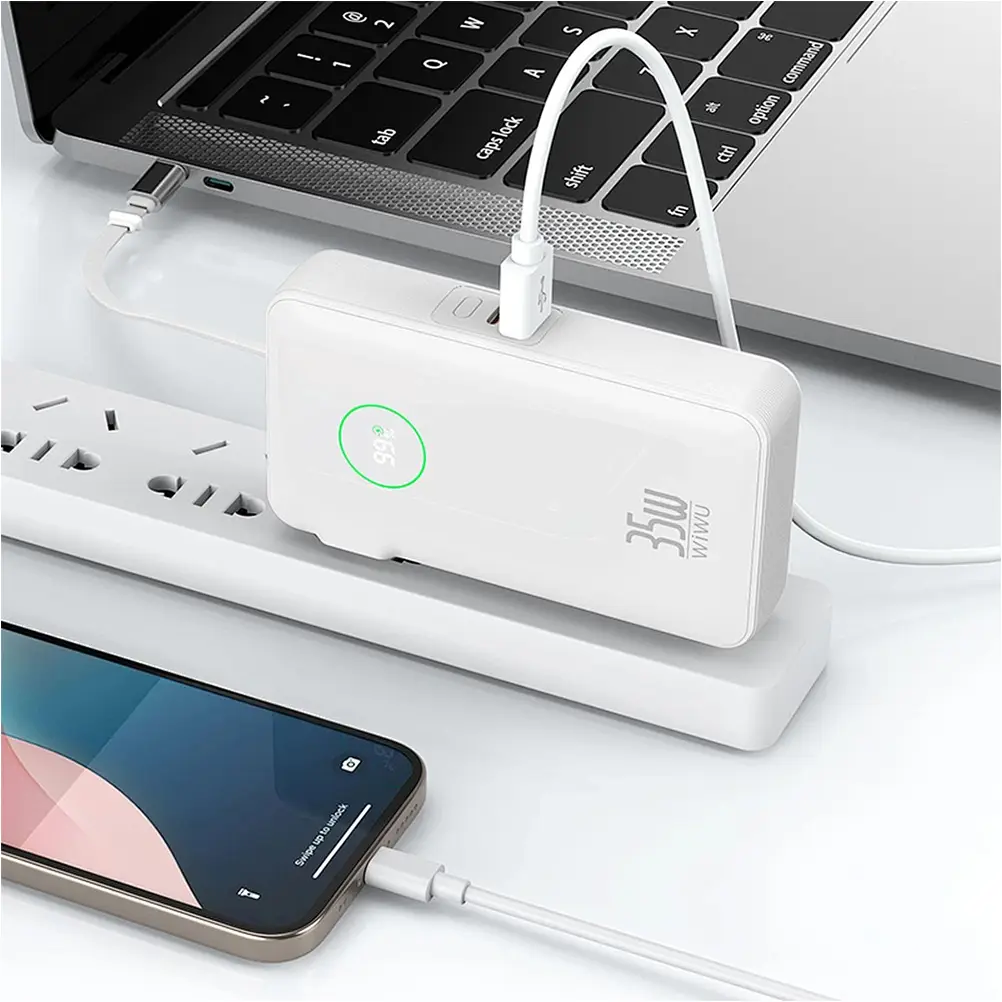 WiWU 10000mAh portable charger