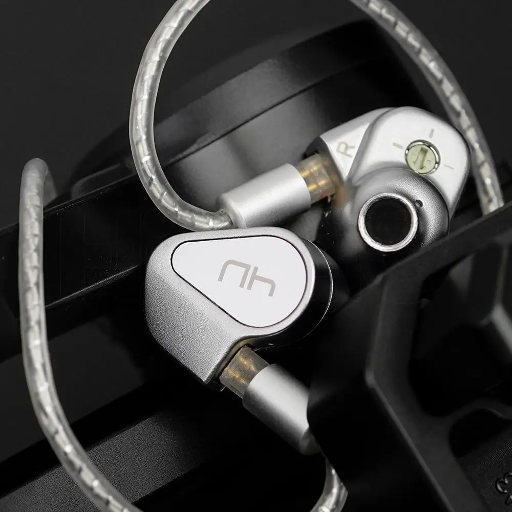 TANCHJIM 4U DMT-4 Ultra dynamic driver IEM with tuning control